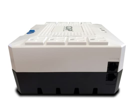 CDP R-AVR1808 - Regulador para equipos electrónicos de alto consumo, 1800VA / 1000W, con 8 tomas y protección. - vista 2